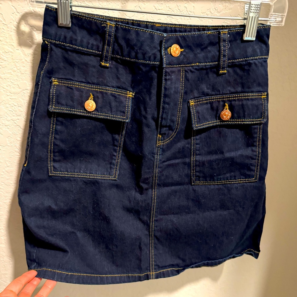 Zara denim skirt, never worn